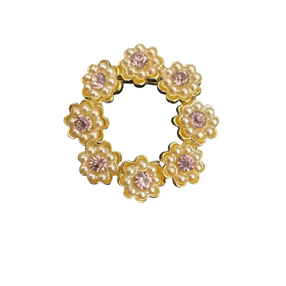 Gold Tone Faux Pearl‎ Lavender Rhinestone Floral Circle Brooch Pin Vintage